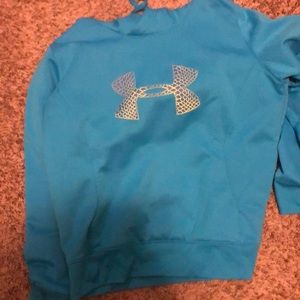 Under armor sweatshirt